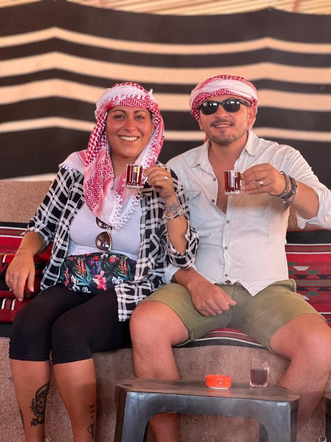 Wadi Rum Sunset Camp Ngoại thất bức ảnh