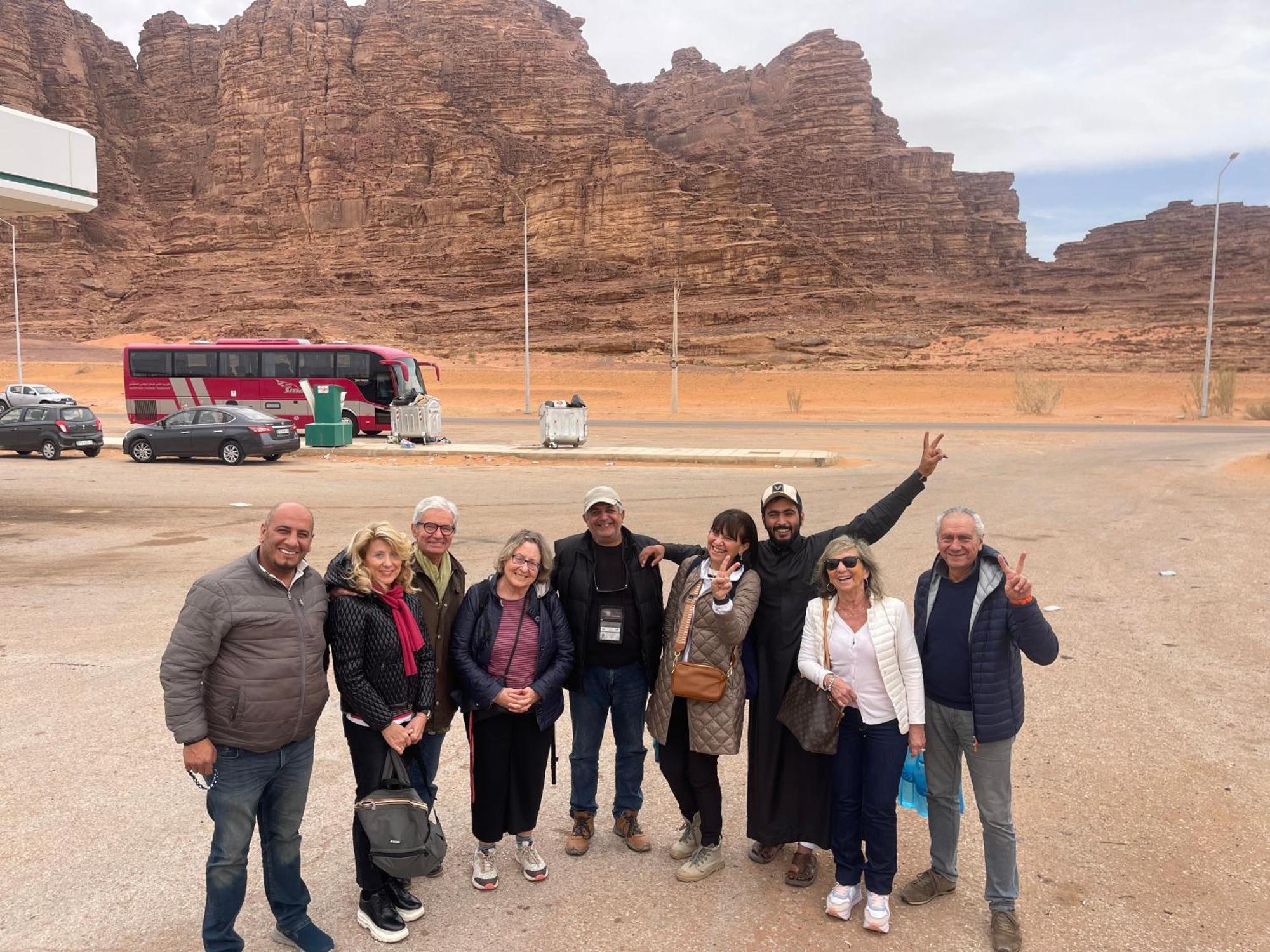 Wadi Rum Sunset Camp Ngoại thất bức ảnh